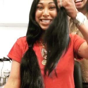 Melanie Fiona Instagram - #SayYes to CHANGE! ✂️💁🏾‍♀️ For most of my life I had long hair…not just kinda long.. but down to my ass, sit on it long. As a child, my hair took over more than half my body… and my mother would never let me cut it. It became a badge honor in our culture and in mainstream culture, a sign of beauty. Truthfully I never revered my hair as much as other people did, but I guess the overwhelming praise that came along with having long hair became a part of my identity. Who would I be if I didn’t have this long hair? Would people still view me the same? Would I lose the “signature” feature that so many people came to recognize me for?

I realized a lot of what I was holding me back from my big chop were the opinions and fears of everyone else. My hair was carrying the memories the energy and the trauma of every year that I had lived. So one day, without notice announcement or the opinions of others, I went to the salon and cut it off. I was ready. I didn’t need the permission or approval of anyone else except for myself and God. 

THE RELEASE!!!!!! 🙌🏾 I instantly felt lighter…. Physically, spiritually, emotionally, energetically. I was desperate to feel different and seeing myself different was just the start. I LOVED IT. Shortly after this, I made several life decisions to sever ties with people and situations that were no longer aligned with the direction and goals I was seeking for myself. I dove deeper into my spirituality and creativity. It was beautiful time in my life… and has proven to be a pivotal decision and moment in my evolution. 💫 

What change will you #SayYes to??