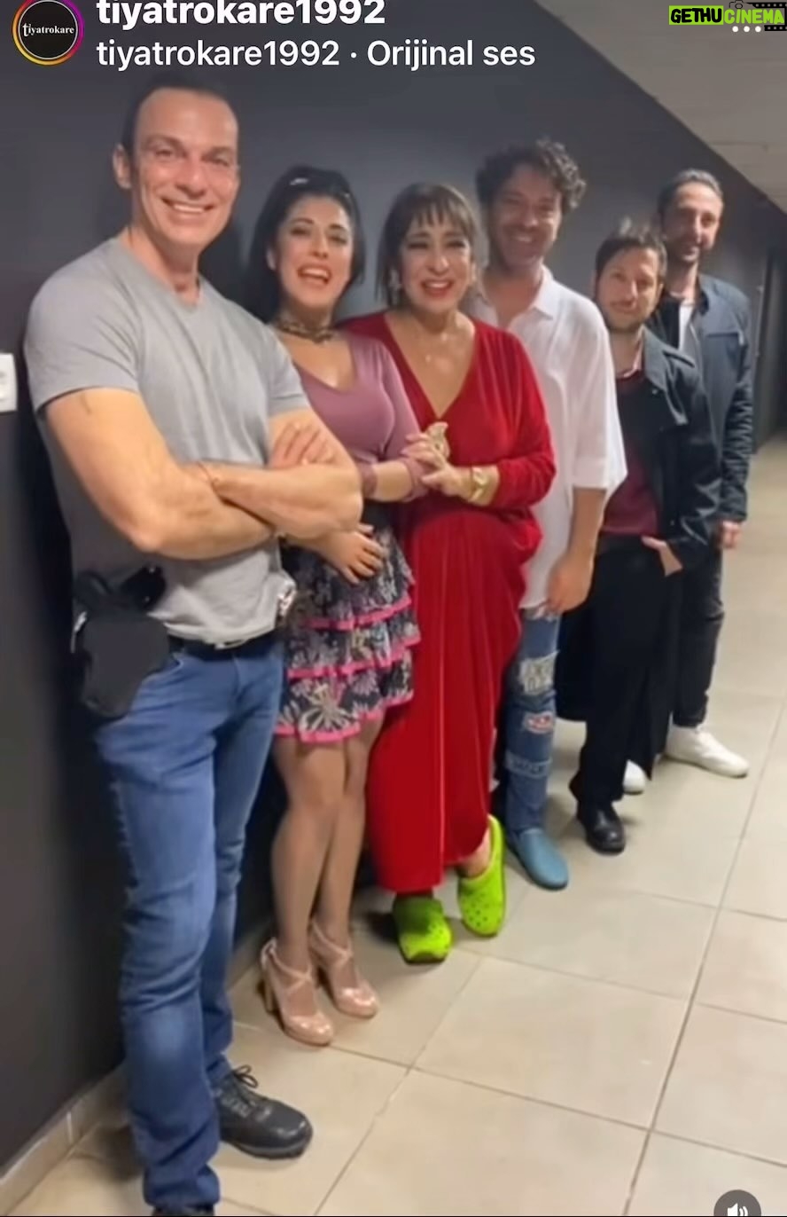 Melek Baykal Instagram - #şenmakas bekliyoruuuz🎭🎭🎭🎭