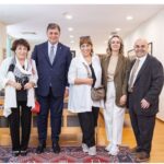 Melek Baykal Instagram - İzmir büyük şehir belediye başkanımız sayın #cemiltugay ve değerli eşi #öznurtugay la çok keyifli bir buluşmaydı🥰… #cemiltugay #cemiltugaykarşıyakabelediyebaşkanı #öznurtugay #izmirbüyükşehirbelediyesi @tiyatrokare @z.sunakeskin @nedimsaban