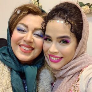 Melika Sharifinia Instagram - .
عروس، مادرشوهری! 🥰
.
.
#گندی #مامان_نصرت #نیوکمپ #گیتی_قاسمی #عشق #انرژی #دلتنگی #❤️