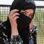 Melika Sharifinia Instagram - . دختری با دستان دورنگ #سینما کلَکه . . عکس از تنور در اومده از نگاه استاد ثبت لحظه‌ها آقا سیروس عبدلی عزیز 🌹 @sirous_abdoli #نجلا