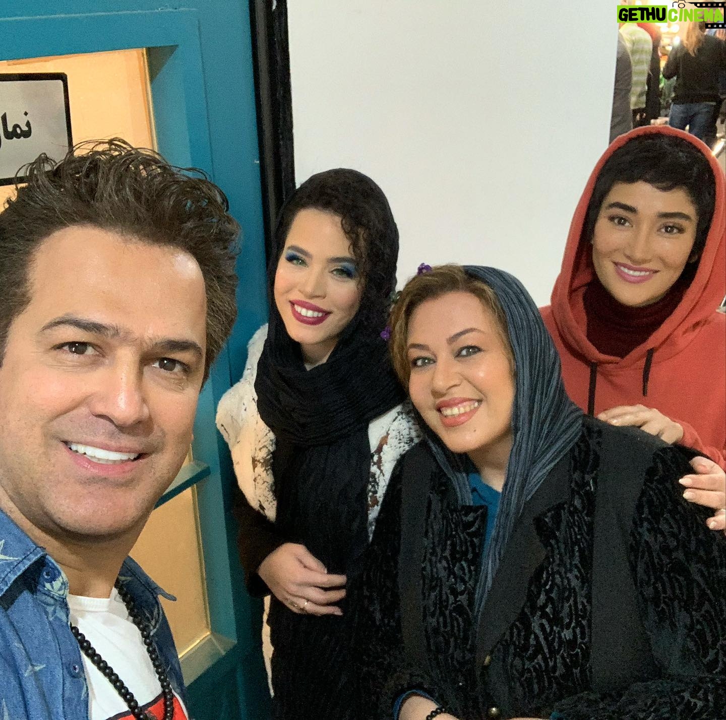 Melika Sharifinia Instagram - . گندی و خانوادهی شوهر ✌️ . . . #نیوکمپ #پلنگ