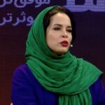 Melika Sharifinia Instagram - ا تیزر مصاحبه‌‌ای دلنشین با برنامه‌ی باهم @baaham.campaign 🌱 این مصاحبه برام از تمام مصاحبه‌‌های زندگیم جذاب‌تر بود چون نه درباره‌ی سینما بود ، نه بازیگری ، نه خانواده هنری داشتن ! فقط و فقط درباره‌ی جگرگوشه‌م «کیلوریزون» بود 💚 @kiloorizoon 💚 بچه‌ای که از اولین نفس خودم بزرگش کردم و شاهد رشدش بودم و نماد همت و اراده‌ و تلاش خودم و فقط خودمه توی این مصاحبه که ناگفته‌های زیادی گفته شد نه کسی از موضوع منحرف شد و نه از حضور من برای جواب دادن به سوالات بی‌ربط سوءاستفاده شد بلکه همه‌چیز درست همون جوری که باید پیش می‌رفت، پیش رفت و این ، همین اتفاق ساده و نرمال ! برای من بسیار ارزشمند بود 🌱 مصاحبه‌ی کامل رو شنبه می‌ذارم دوست داشتین ببینین 🌹
