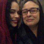 Melika Sharifinia Instagram - ا با عشق زندگیم 😍 ا ا #ملیکا_شریفی_نیا #آزیتاحاجیان #عشق #زندگی #مادرانه_دخترانه #شکر #بازیگر #بازیگران_زن #حال_خوب #عسل_بانو #melikasharifinia #azitahajian #iranianactress #iranianpainter #love