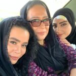 Melika Sharifinia Instagram - . عکس‌های خوشحال♥️ . فردا قسمت آخره به نظرتون چی‌ می‌شه؟ . . . #خوشحال #نجلا #سریال #تلویزیون #ماه_رمضان #عشق #جنگ #رفاقت #♥️