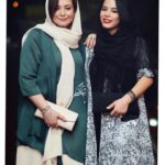 Melika Sharifinia Instagram - ا با همراه‌ترین خواهر دنیا ♥️ا به تماشای بازی زیبایش در اکران خصوصی درخونگاه فیلمی تأمل برانگیز با بازی‌هایی درخشان 👌 ا ا عکس‌ها از : @maryamrazavii ♥️ @saghibaligh 🌹 @sara_a_mrdi 🌹 @nasimusefi 🌹 ا 🧥 @shimer_beautysalon ♥️ ا #ملیکا_شریفی_نیا #مهراوه_شریفی_نیا #سیاوش_اسعدی #امین_حیایی #ژاله_صامتی #پانته_آ_پناهی_ها #خواهرانه #ملیکاومهراوه #درخونگاه #سینما #فیلم