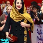 Melika Sharifinia Instagram - ا اکران «ما همه با هم هستیم» فیلمی که دوست می‌داشتم به کارگردانی همیشه جذابِ آقای کمال تبریزی🌹 که همچنان کمدیِ تمیز و سطح بالا رو زنده نگه داشتن 🙏🏻 و بازی‌هایی روان و دل‌نشین👌 حتما ببینید و لذت ببرید ا 📸 @saghibaligh 🌹 📸 @maryamrazavii ♥️ ا کت شلوار زیبا از ندای هنرمند و مهربانم ♥️ @olga.gallery شال زیبا از پانیذ عزیز و هنرمندم ♥️ @paniz.style ا ا #ملیکا_شریفی_نیا #ما_همه_با_هم_هستیم #کمال_تبریزی #فیلم_خوب