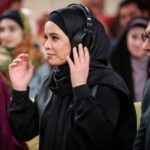 Melika Sharifinia Instagram – ا
این خندوانه‌ی جذاب 
در کنار رامبد جوان خلاق و دوست داشتنی 
داور عزیزمون آقا سپند امیرسلیمانی
سانیای خوشگلم ، هم تیمیِ بی‌نظیر
سامان و لیندای عزیز
و جناب‌ خانِ دست و پا شکسته !! 😂
حسابی خوش گذشت جاتون خالی ❤️
ا
حالا بگین ببینم ، دوست داشتین ؟ 
با ادابازیِ مورفی‌ها حال کردین یا نههههه؟؟ 😀
ا
پ.ن : کَل‌کل‌ِ مورفی‌ها فقط و فقط برای جذاب‌تر شدن 
مسابقه بوده و هیچ ارزش دیگری ندارد 😬
ا
تکرار ساعت : ۳ بامداد ، ۷ صبح ، ۱۱ صبح و  ۵ بعد از ظهر 
ا
لباس زیبا از دوست مهربونم @mmmahi_ ❤️
شالی که دوستش می‌دارم از عزیز هنرمند @paniz.style 🌹