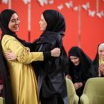 Melika Sharifinia Instagram – ا
این خندوانه‌ی جذاب 
در کنار رامبد جوان خلاق و دوست داشتنی 
داور عزیزمون آقا سپند امیرسلیمانی
سانیای خوشگلم ، هم تیمیِ بی‌نظیر
سامان و لیندای عزیز
و جناب‌ خانِ دست و پا شکسته !! 😂
حسابی خوش گذشت جاتون خالی ❤️
ا
حالا بگین ببینم ، دوست داشتین ؟ 
با ادابازیِ مورفی‌ها حال کردین یا نههههه؟؟ 😀
ا
پ.ن : کَل‌کل‌ِ مورفی‌ها فقط و فقط برای جذاب‌تر شدن 
مسابقه بوده و هیچ ارزش دیگری ندارد 😬
ا
تکرار ساعت : ۳ بامداد ، ۷ صبح ، ۱۱ صبح و  ۵ بعد از ظهر 
ا
لباس زیبا از دوست مهربونم @mmmahi_ ❤️
شالی که دوستش می‌دارم از عزیز هنرمند @paniz.style 🌹