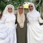 Melika Sharifinia Instagram - . تو زندگی هر کسی از این اتفاقات می‌افته درست زمانی که فکر می‌کنی دیگه بهتر از این نمی‌شه یهو به خودت میای و می‌بینی دیگه بدتر از این نمی‌شد! . اینم شانس مُن و نجلایه . نظرتون راجع‌به این سریال چیه؟ . . عکس‌ها از مهفام هاشمی عزیز @mahfamhashemi ♥️ . . #سریال #شبکه۳ #تلویزیون #ماه_رمضان #نجلا۲ #نجلا #عشق #جنگ #رفاقت #عروسی