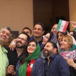 Melika Sharifinia Instagram - ا یک شب به یاد ماندنی با یک پیروزی کیییف کردنی در کنار عزیزان دوست داشتنی 🌹 میهمانی خصوصی خانه خلاق رادرو جاتون خالی 😌💚 ا ا پ ن : بله بله برندگان عزیز ❤️ بنده حواسم به جایزه‌تون هست حتما حتما در اسرع وقت انجام میشه ماشالله انقدر تعدادتون زیاده که هنوز لیستم کامل نشده ! 😶 البته خداروشکر که این پیش بینی‌تون درست بود ! 😀👌🏻👏🏻 بازم از این پیش بینی‌ها بکنین که خییییلی چسبید !!! 🌹😍🌹 ا اینم عکس با پرچم 🇮🇷 صرفا جهت زمین ننداختن روی احمد !!! 😂
