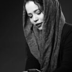 Melika Sharifinia Instagram - ا این روزها عجیب هیجان‌زده‌ام برای آن جذاب اتفاقاتِ نیفتاده... ! ا ا #ملیکا_شریفی_نیا #هیجان #اتفاق #خبرهای_خوب #کیلوریزون #منتظر_باشید #به_زودی #شکر #🍀