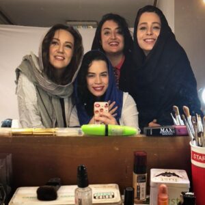 Melika Sharifinia Instagram - ا
عکس‌های دخترونه ! 😍
با خانومای جذاب و دوست داشتنی دلدادگان ❤️
ا
فردا قسمت آخره...............
دلمون حسابی براتون تنگ میشه 😌🌹
ا
مریم خوشگلم تولدت مبارررررررک امیدوارم
 به همه ی آرزوهات برسی عزیزدلم 😍❤️
واقعا چرا ما یه عکس دونفره باهم نداریم؟ 
در اسرع وقت رسیدگی بشه لطفا !! 😶
@maryammmohamadpour 💋
ا
اونایی که تو عکسا نیستن بدونن که یا  عکسی که ازشون داشتم افقی بوده و کامل جا نمی‌شده ، یا یک عدد آقای مزاحم توی عکس بوده و کارو خراب می‌کرده ! 😶
ا
@panteabahram_official 
@sania__salari
@sepidehkazemii 
@maryammmohamadpour 
@bahareh_hosseini59 
@mehrafagh_jdk 
@saranajafi136322 
matin 
merane joon 
parisa 
roya 
Alma