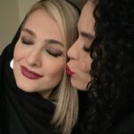 Melika Sharifinia Instagram - . می‌دونین تو زندگی هر کس باید یه نفر باشه یه نفر که قدمتش از همه‌ی آدم‌های اومده و رفته بیشتر باشه یه نفر که ارزشش از همه‌ی اتفاقات افتاده و نیفتاده بیشتر باشه یه نفر که نگاهش از همه‌ی چشم‌های جهان آشناتر باشه یه نفر که همه‌ی رازهاتو بدونه و تو تمام سختی‌ها کنارت باشه یه نفر که شریک تک‌تک خاطرات تلخ و شیرینت باشه یه نفر که با یه نگاه به عمیق‌ترین احساساتت پی ببره و با یه اشاره بفهمه باید اون لحظه چیکار کنه یه نفر که خوشحالیت اشک شوق به چشماش بیاره و با غمت همه‌ی غم‌های عالم رو سرش آوار بشه یه نفر که درست همون‌قدر که دوستش داری دوستت داشته باشه یه نفر که هر سال روز تولدش برف بیاد و یادت بندازه چقدر خوش‌شانس بودی که خدا اونو بهت داده آره… تو زندگی هر کس باید یه نفر باشه که باشه بااااااااشه بااااااااااشه و تو توی رفیق توی همراه توی زیبای دوست‌داشتنی توی خوش‌قلبِ مهربون برای من همون یه نفری دومی هم نداری خودتی و خودت تا ابد ♥️ . تولدت مبارک دردونه‌ی برفیِ من بمون برام که بودنت زندگیم رو ‌پر از شادی و عشق می‌کنه دوستت دارم یاور همیشگیم 💋 . . . #تولد #رفیق #عشق #بهمن