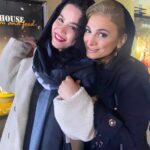 Melika Sharifinia Instagram - . عشق من رفیق هنرمندم لحظه به لحظه از دیدن بازی زیبا و متفاوت و سختت که با شیرینی بازی کردی در فیلم پروین لذت بردم و مثل همیشه بهت افتخار کردم مثل ستاره درخشیدی عزیز دلم⭐️