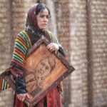 Melika Sharifinia Instagram - . آگرین قشنگم... آگرین مهربونم نقشی که عاشقانه ایفا کردم در کنار پروینِ دلم، مارال خوشگلم ♥️ @maralbaniadam0 عکس‌های فیلم سینمایی معجزه‌ی پروین به کارگردانی محمدرضا ورزی @mohammadrezavarzi_official تهیه‌کننده محمدرضا شریفی‌نیا @mohamadrezasharifinia عکس از احمدرضا شجاعی @ahmadreza_shojaei اولین اکران در جشنواره‌ی فجر امسال #پروین_اعتصامی #سینمایی #عشق#جشنواره_فجر