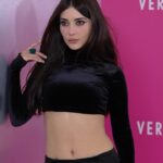Melike İpek Yalova Instagram - Manca poco… @mipekyalova ed @esradermancioglu presto a #Verissimo 😍 Nell’attesa del weekend, venite con noi nel backstage 💥