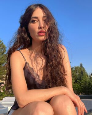 Melike İpek Yalova Instagram - 🩰💓