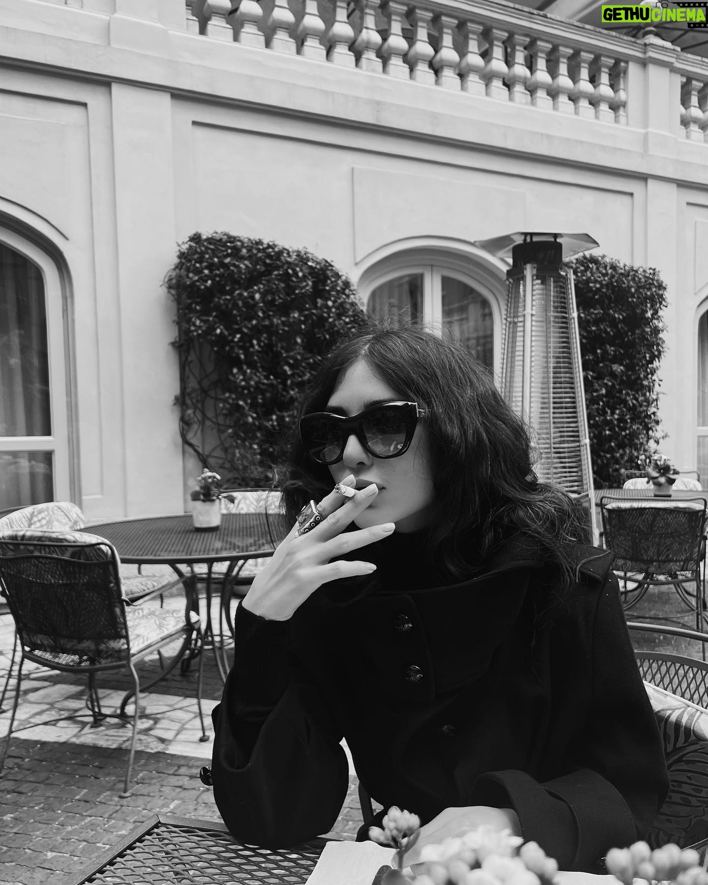 Melike İpek Yalova Instagram - Dumphinio🧡