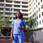 Melinda Gates Instagram - I’m so inspired by Psalms Joseph, who’s working hard every day to achieve her goal of becoming a doctor. And thanks to @youthforce.nola, she has a whole community standing behind her, making sure nothing gets in the way of her dreams. Here’s to the future Dr. PJ! Discover more stories of good people doing great things at the @gatesfoundation link in my bio.