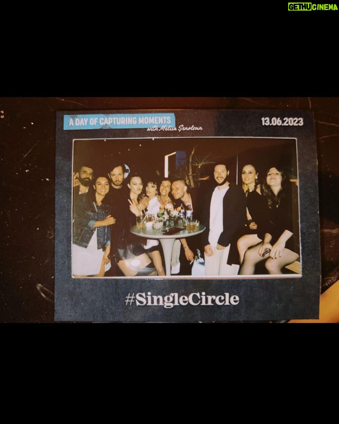 Melisa Şenolsun - 19.8K Likes - Bir haftadır taslaklarda kalanları salmanın vakti gelmiştir #tbt 🛶 @hybridcommunity 🌝#singlecircle 💙💫