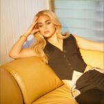Melissa Barrera Instagram - Outside the box 🦚 Outtakes de #glamourmexico