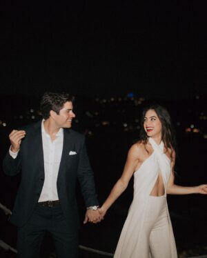Melissa Barrera Instagram - Cinco ❤️‍🔥 Quiero bailar contigo siempre @xavierzazuetaoficial te amo
Feliz Aniversario 😍