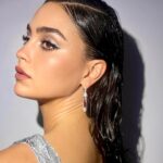Melissa Barrera Instagram - @abigailthemovie premiere look. Team really hit this one out of the park 🩸