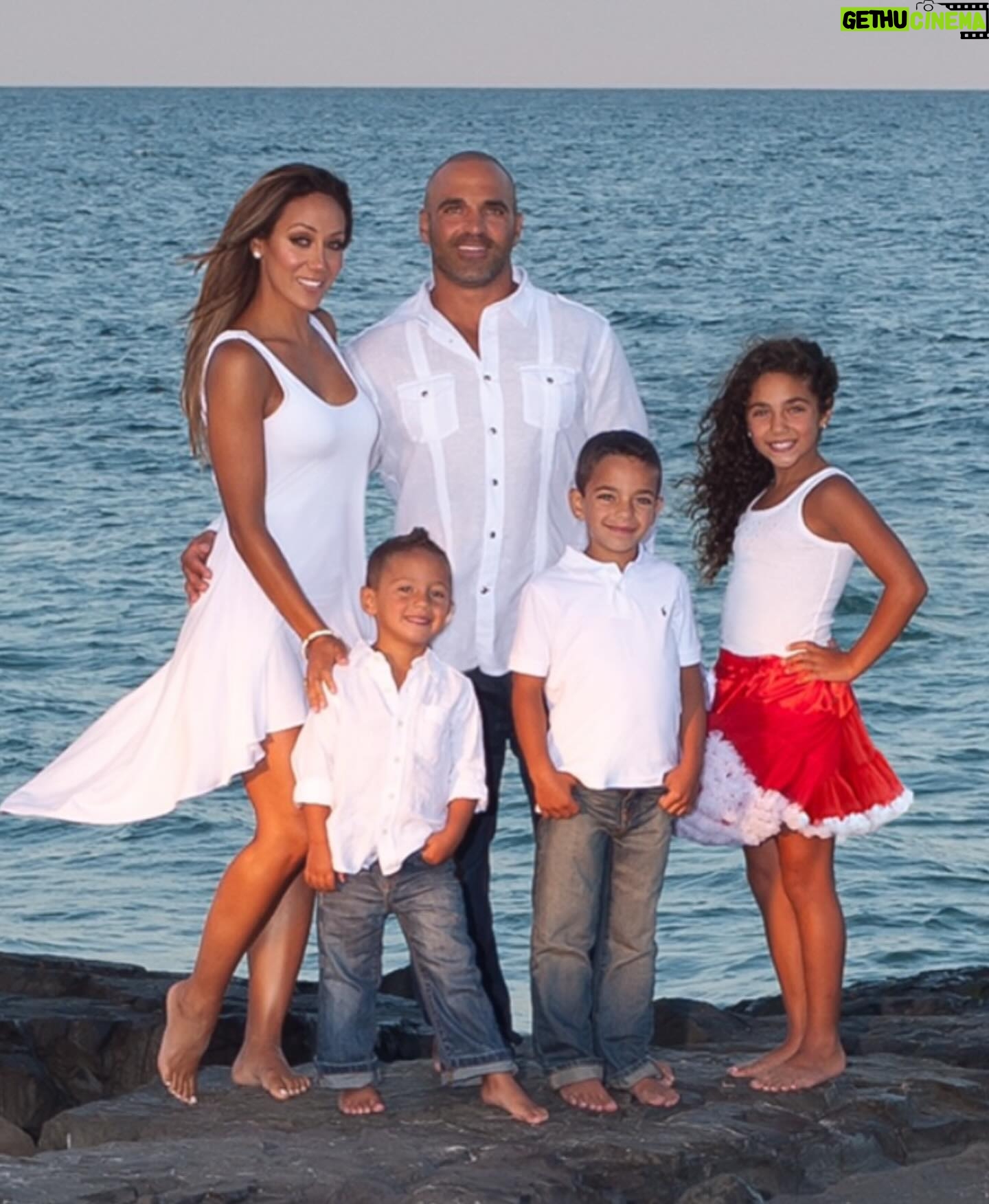 Melissa Gorga Instagram - It’s Jesus‘s birthday✨🎄❣️ a few of my Christmas cards throughout the years… #merrychristmas #rhonj #imagesbylindamarie