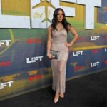 Melissa Gorga Instagram - Date night hits different these days🍸One thing about being in this business is the amazing people I get to meet. @kevinhart4real such a gentleman and so kind. I love when major stars keep their 2 feet on the ground. @netflix #liftmovie