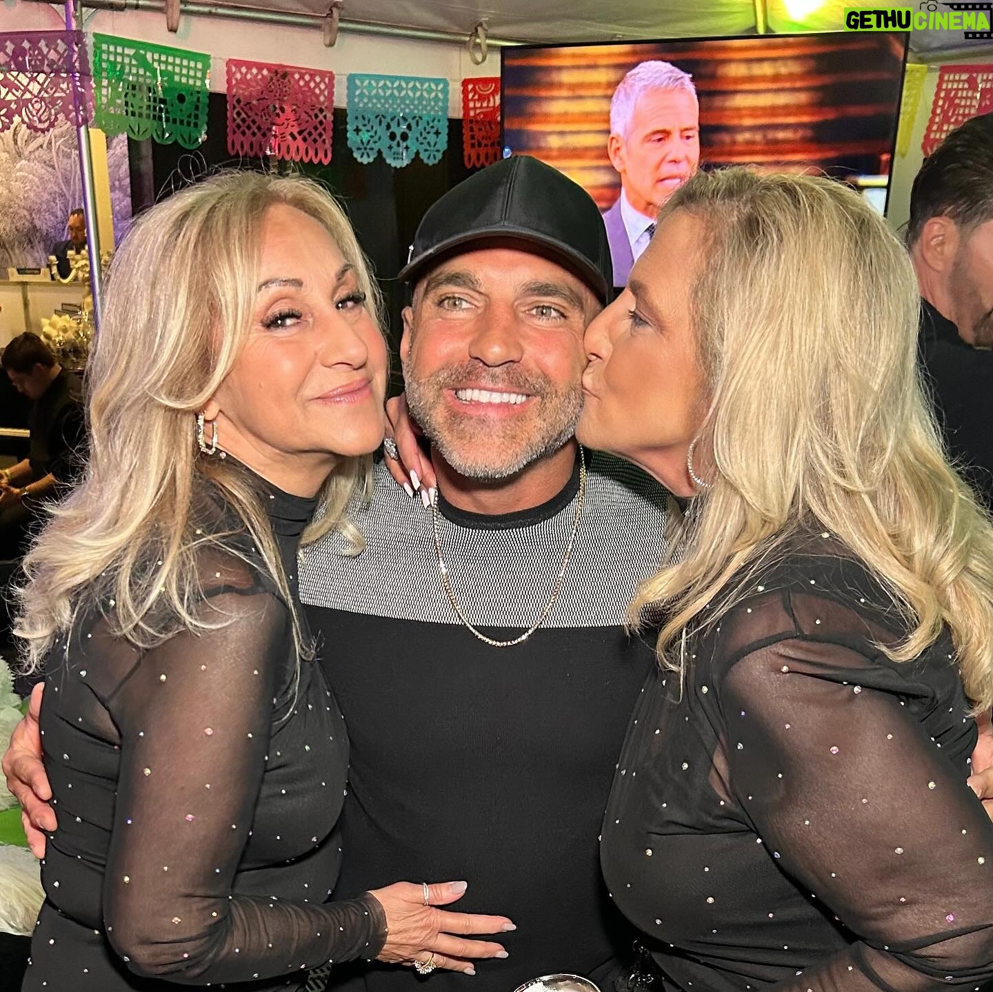 Melissa Gorga Instagram - Dream Team✨We had ourselves a night❣️ nothing but celebration across-the-board #RHONJ