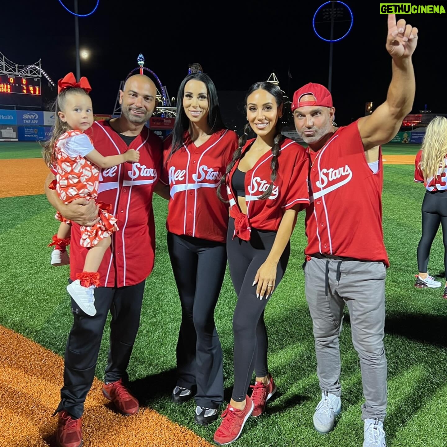 Melissa Gorga Instagram - Happy birthday @rachelfuda 🥳💕💕 have the best day with your beautiful family! Xoxo #rhonj