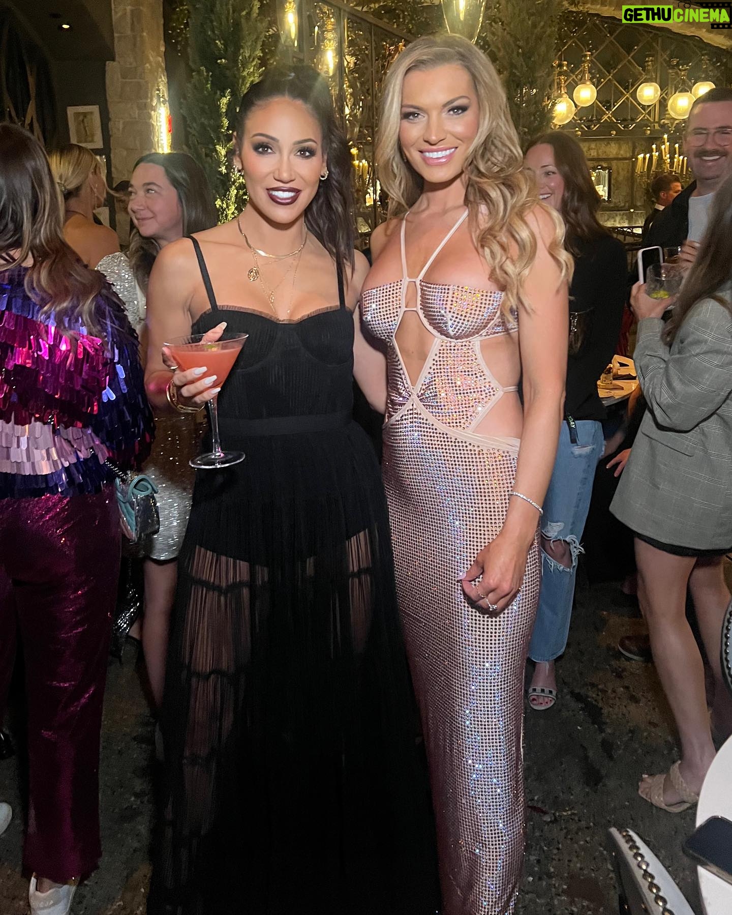 Melissa Gorga Instagram - Also bet on black♠️🃏 #bravocon #rhonj #rhom #rhobh