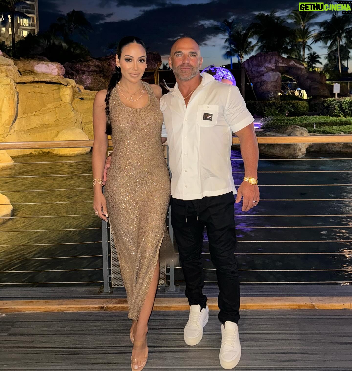 Melissa Gorga Instagram - Let’s get it 2024✨DAY 1 STARTS TODAY. Make the changes, push harder, compete with yourself. Happy New Year everyone. I LOVE U ALL ❣️