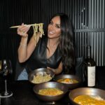 Melissa Gorga Instagram - Happy Friday night lovers❣️ Let's eat. @pasta__ramen #delish