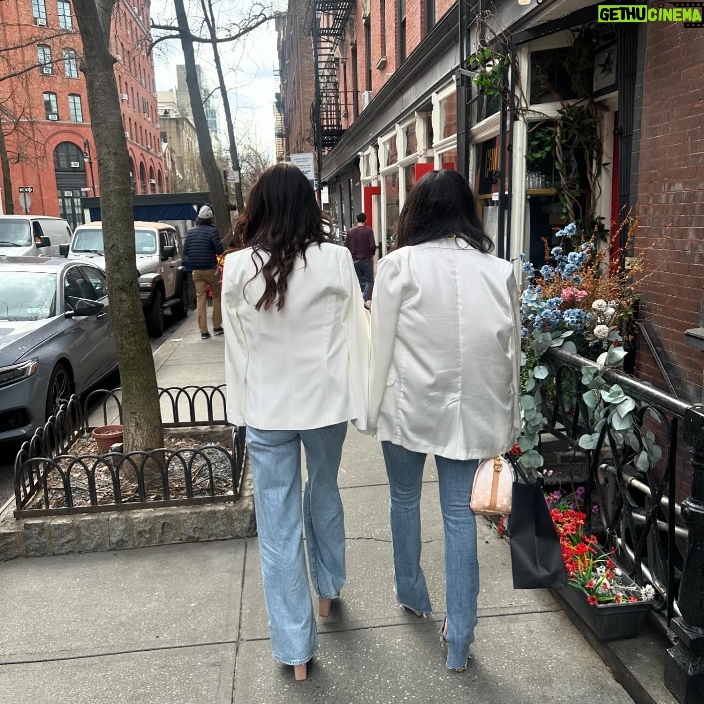 Melissa Gorga Instagram - OK! so my birthday is next week, but I had the best lunch today with my people! Missing a few- ππ nothing better to me then good friends mixed with a little family π And a random gorgeous dog #grateful