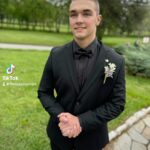 Melissa Joan Hart Instagram - Prom 2024 is in the books! Mason and his beautiful girlfriend Sabrina (yes that's her name) had a lovely night celebrating the end of an era! #MasondatesSabrina