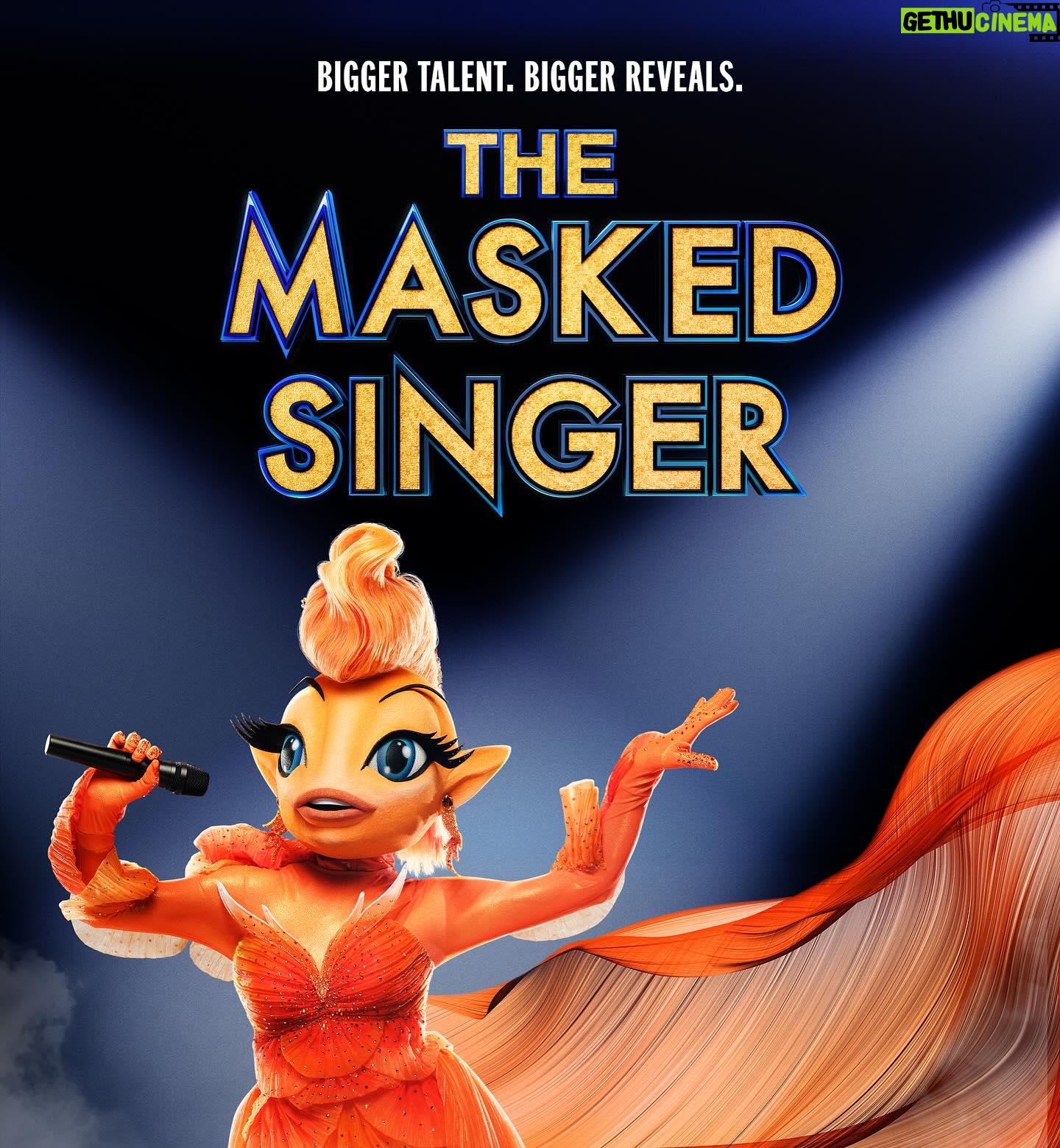 Melissa Joan Hart Instagram - As part of the Mask family I wanted to make sure to remind you to watch this season of @maskedsingerfox! And if you missed my turn as the #LampMask, go ahead and catch that on YouTube.