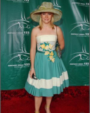 Melissa Joan Hart Instagram - May the Fourth be with your Derby Picks! A little stroll down some of my favorite costume parties! 🐎 💫 #StarWarsDay #KentuckyDerby