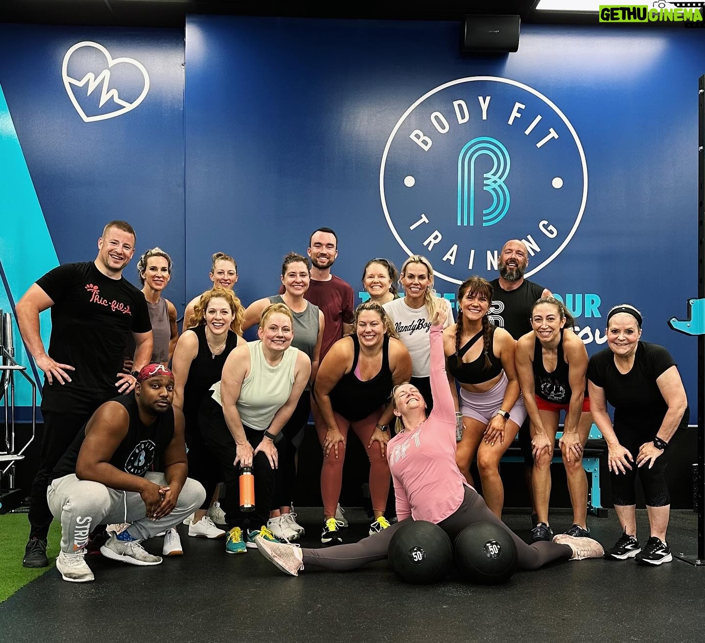 Melissa Joan Hart Instagram - π―π―π―π―π―π― Itβs always a πͺ magical πͺ day when one of our members hits the 100 class milestone! Today, @melissajoanhart was able to put her Polaroid on the 100 class wall π― Way to go! πͺππ₯