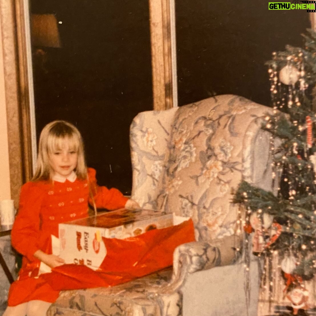 Melissa Joan Hart Instagram - #GhostofChristmasPast