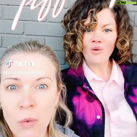 Melissa Joan Hart Instagram - We’re not alone today! @tiffany_tunes joins us today on @whatwomenbinge with @melissajoanhart and @amandawwb ! Check it out now. Link in Bio