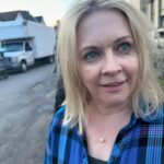 Melissa Joan Hart Instagram - Felt cute... might delete later! #workmood this #truecrime Monday! #TheBadGuardian @lifetimetv