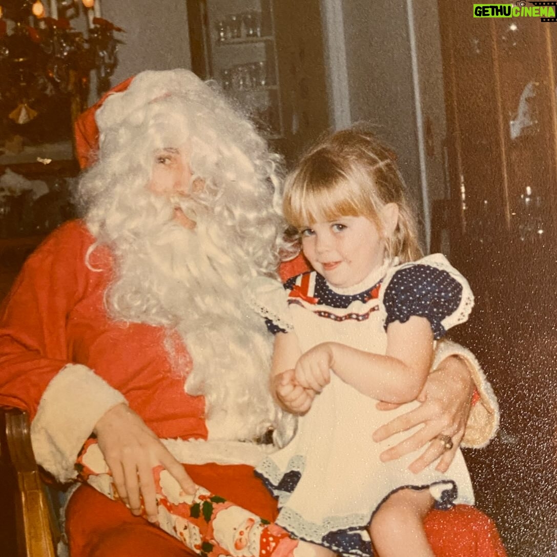 Melissa Joan Hart Instagram - #ghostsofchristmaspast. This is my late Uncle Mark who totally sold me as Santa but now I understand that I didn't look at his face. #crookedbeard and about 30 years old.