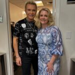 Melissa Joan Hart Instagram - I'm smitten! So thrilled to be on @todayshow this morning with @billyidol Hair by @samleonardihair and makeup by @kristystratemakeup. Promoting my new movie #TheBadGuardian on @lifetimetv May 18th.