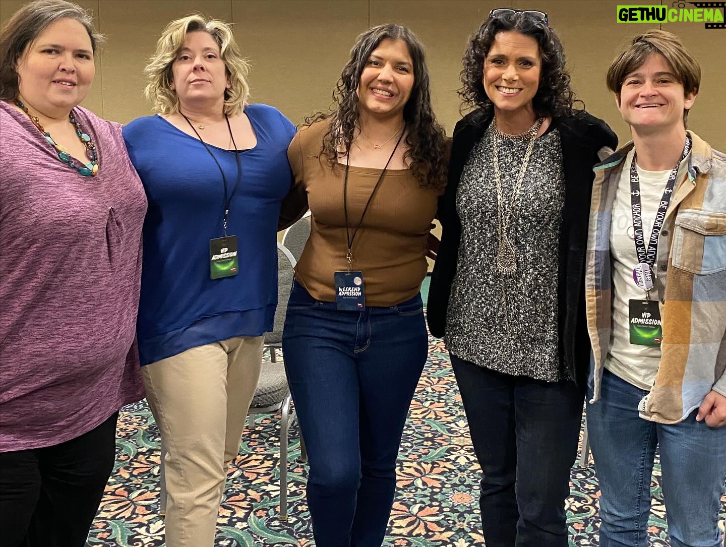 Melissa Ponzio Instagram - More Epic Pics with #TeenWolf Family at @epiccons #Chicago!!!