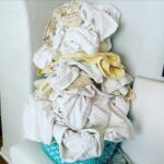 Melissa Rauch Instagram - If this year has taught me anything it’s how to stay on top of the laundry...
