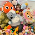 Melissa Rauch Instagram – Spring Cleaning 🌸