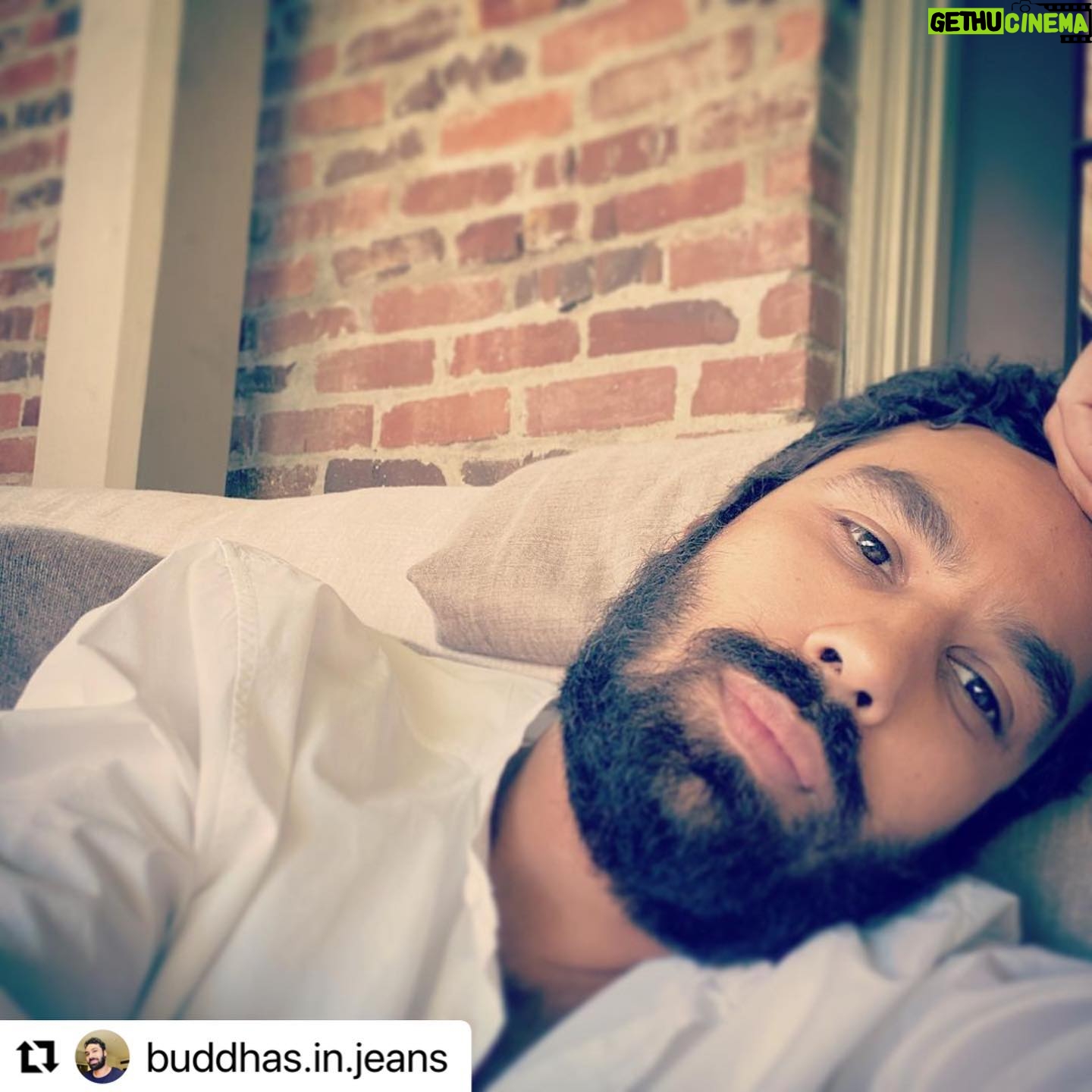 Melissa Rauch Instagram - Oh, how I love this guy @kunalkarmanayyar and the beautiful goodness he is spreading with @buddhas.in.jeans ♥️ #worldmentalhealthday #Repost @buddhas.in.jeans with @make_repost ・・・ It was during the pandemic that I started doing a live chat every single day so we could connect and I could let you into my inner world. I felt we needed that, a little intimate connection at a time when we were so far apart. I was always afraid of allowing this space, to be honest, the internet plus fame can be a scary place. But today on mental health day, I am so proud that what started as some honesty about my life, transformed itself into an entire community of people on an inner journey. There has been no greater gift than realizing that I am not alone on this journey. It is with your grace and your acceptance that I started @buddhas.in.jeans As a platform to help people realize that “You” hold the keys to your inner freedom. And in a world that is so full of spiritual materialism- where every corner you turn someone is trying to sell you another 10 step program- I thought It would be nice to create a space where the only thing that mattered was to know who you are, and to lovingly accept you as you. That’s who I want to meet, not a life borrowed, but YOU, because YOU ARE BEAUTIFUL JUST AS YOU ARE, and I love you.