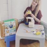 Melissa Rauch Instagram - A tremendous thank you to @kiwico_inc for their generous donation to @oscarskidsamerica to help fund vital pediatric cancer research! They were also so incredibly kind to donate their awesome crates to the children at @losangelesrmh on behalf of Oscar's Kids! I didn't think I could love my subscription to KiwiCo's crates more, but their support of our charity took my love for them to the next level! When we get a KiwiCo delivery the whole house is excited since it will be hours of learning (disguised as SO MUCH FUN) guaranteed. I truly feel #KiwiCo holds the key to unlocking a love for learning, uncovering new STEAM topics for kids of all ages to discover each month, while also helping to build their problem solving skills and creative confidence. All of that goodness in a box while backing up their passion for children by supporting our #OscarsKids mission. I ❤ KiwiCo and I know any kid in your life will too!